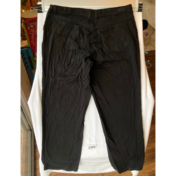 Gloria Vanderbilt Women Denim Straight Leg Jeans Size 16W, Black - Picture 12 of 12